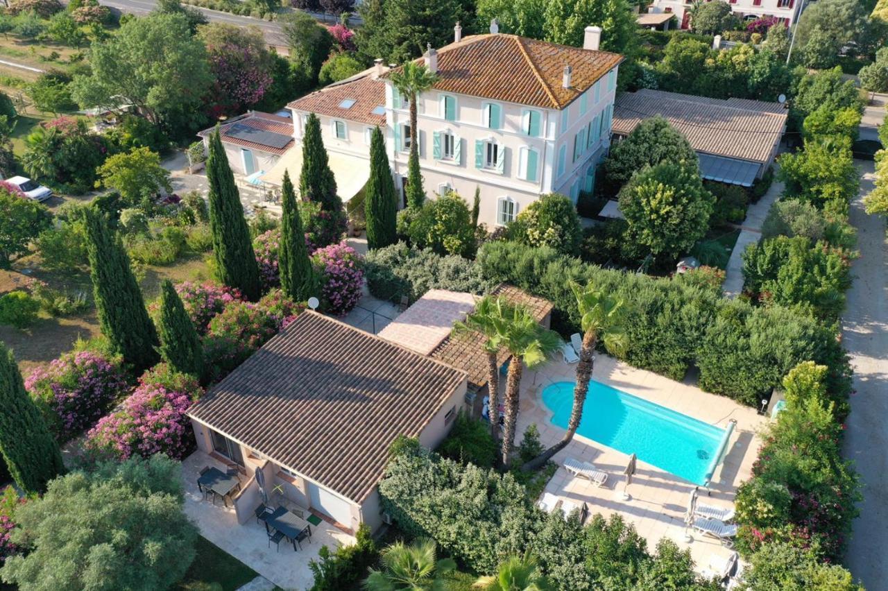 Domaine De L'Aufrene Bed & Breakfast Hyères Dış mekan fotoğraf