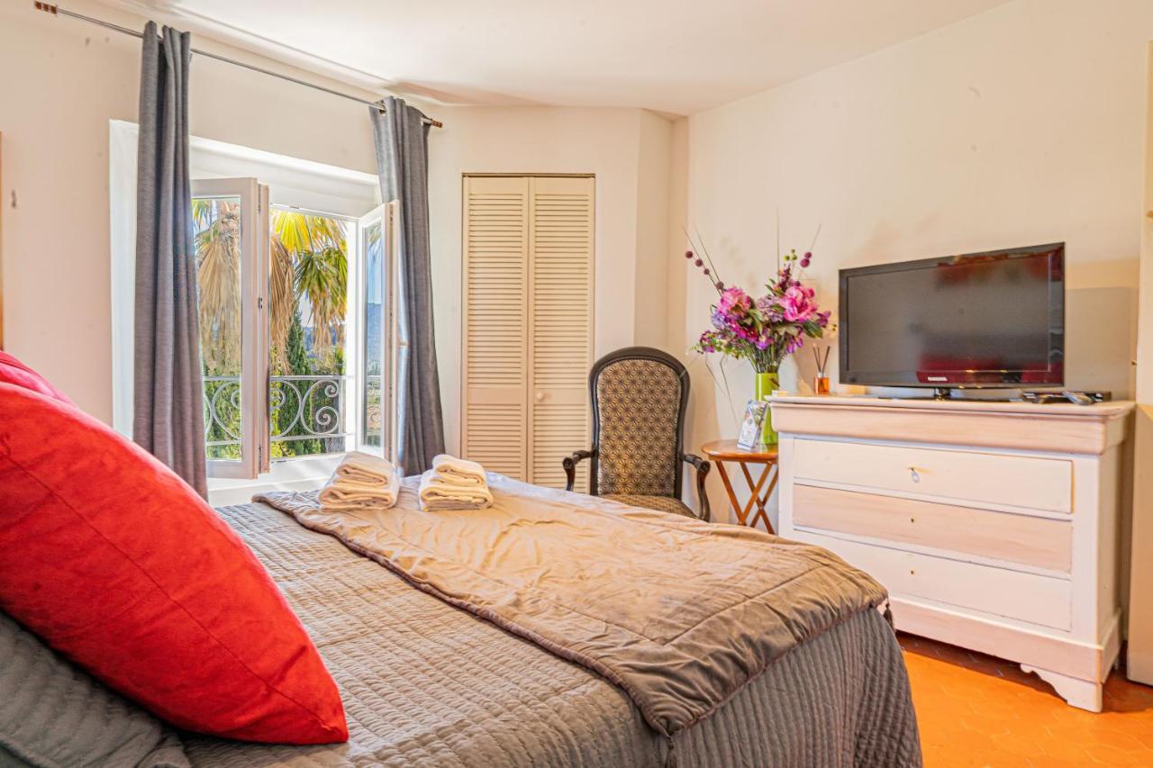 Domaine De L'Aufrene Bed & Breakfast Hyères Dış mekan fotoğraf