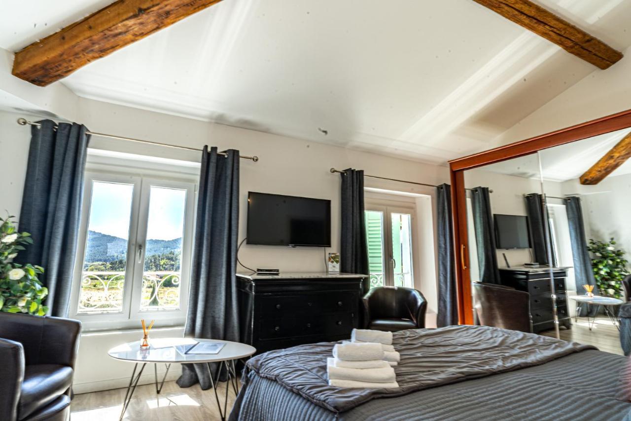 Domaine De L'Aufrene Bed & Breakfast Hyères Dış mekan fotoğraf