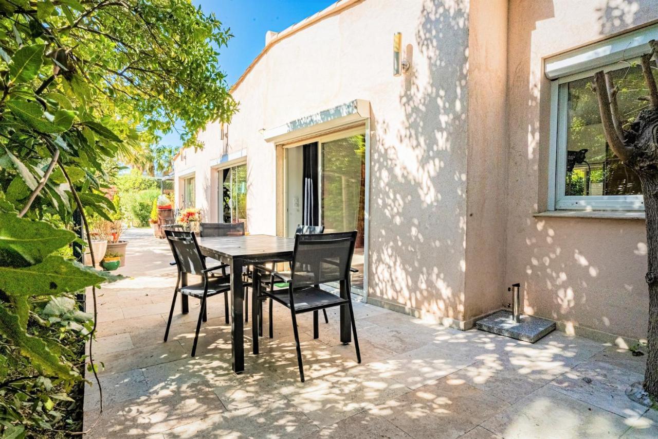 Domaine De L'Aufrene Bed & Breakfast Hyères Dış mekan fotoğraf